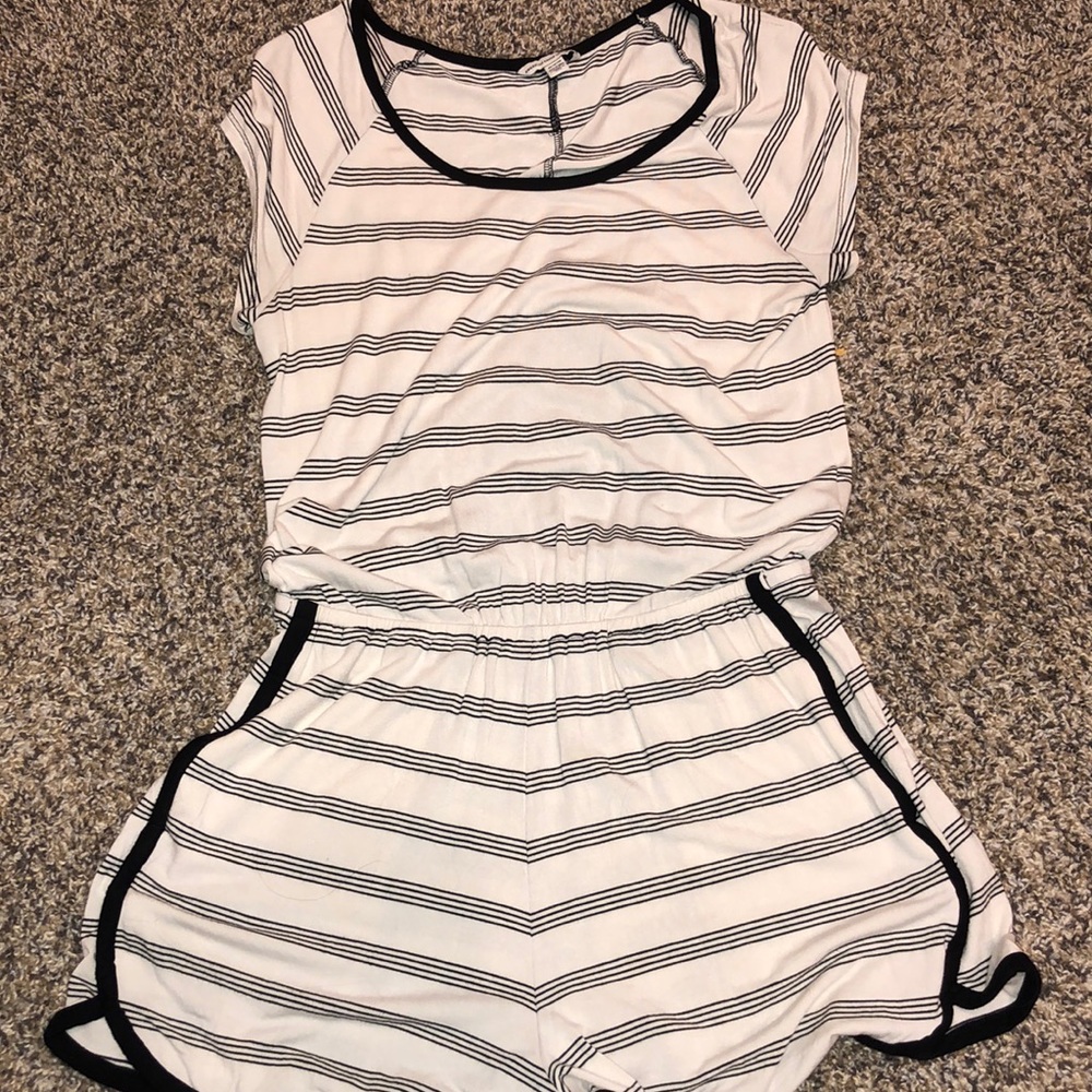 American Eagle Romper